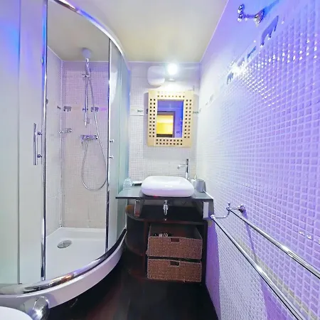 Peniche Mirage, Cabine St Exupery Carcasona